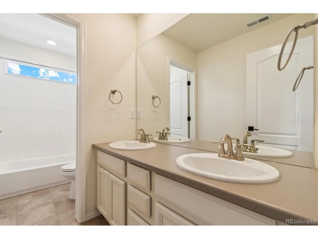 Photo of 3375 Umber Cir