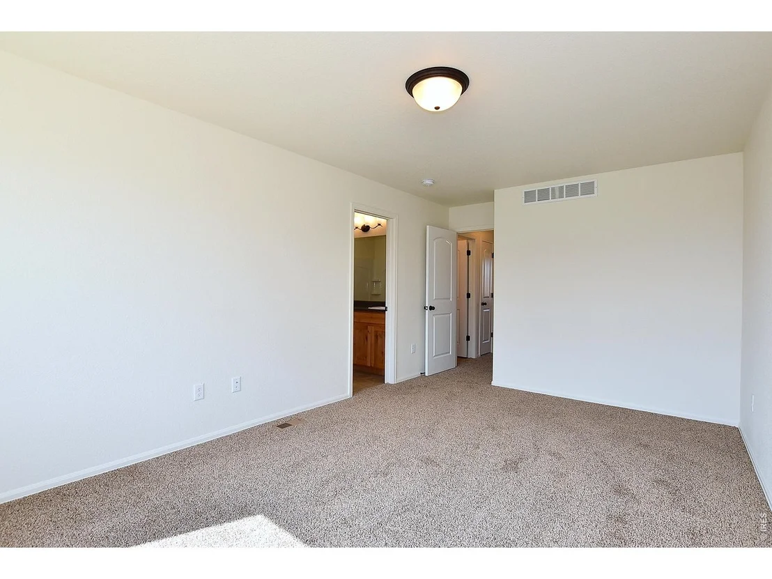 Photo of 2412 Juno Ln