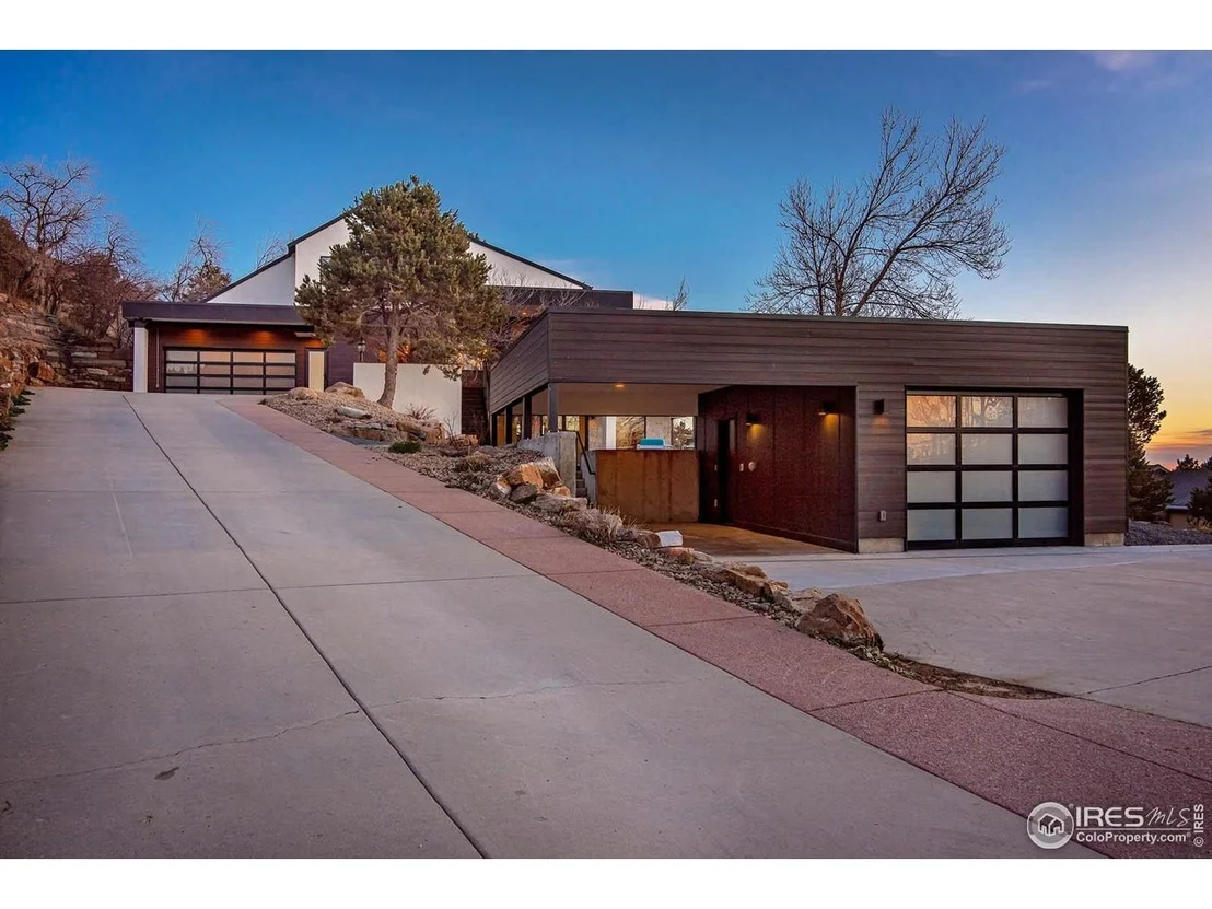 Photo of 210 Cactus Ct