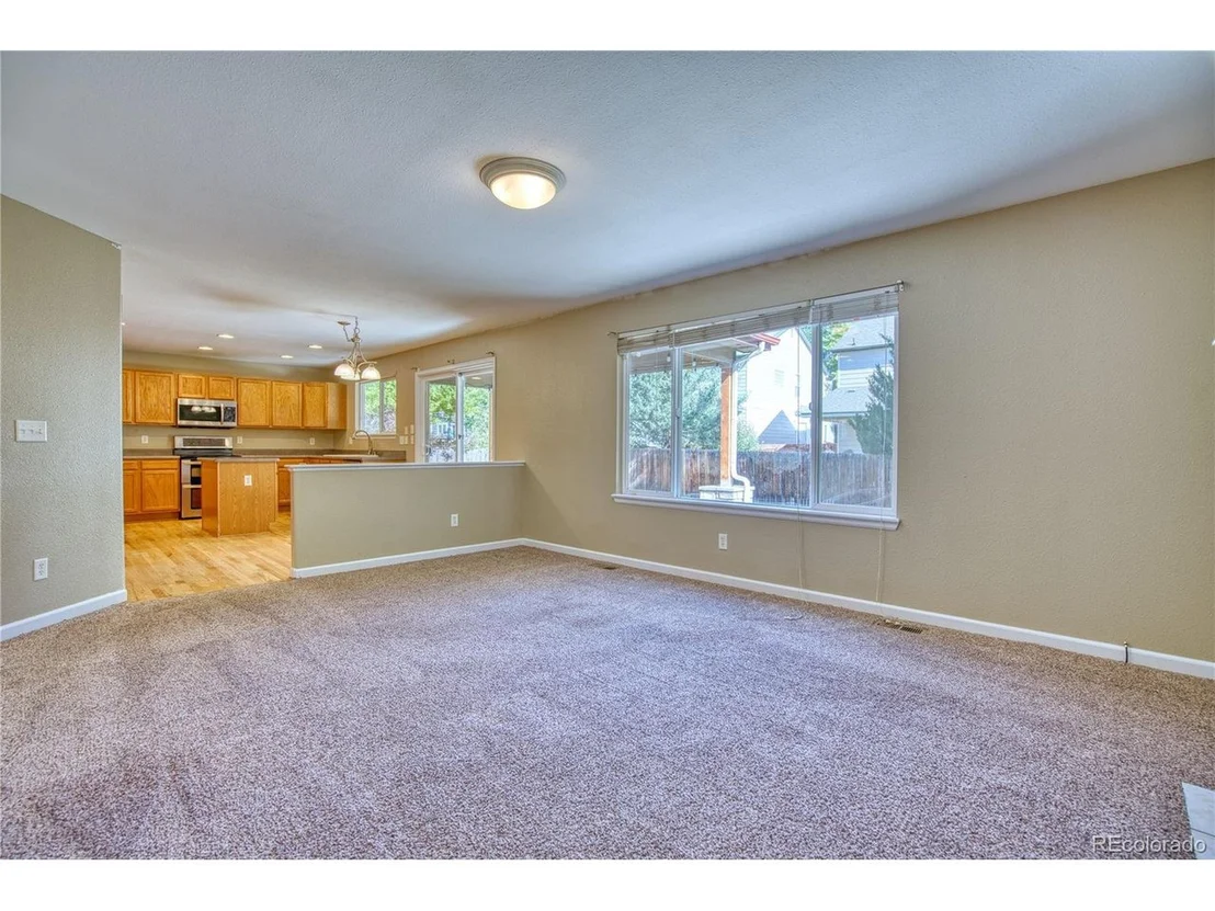 Photo of 1418 Red Mountain Dr