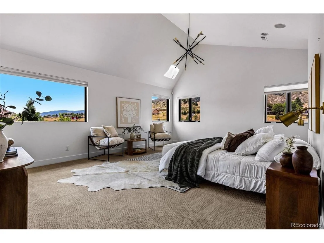 Photo of 5370 Pine Ridge Rd