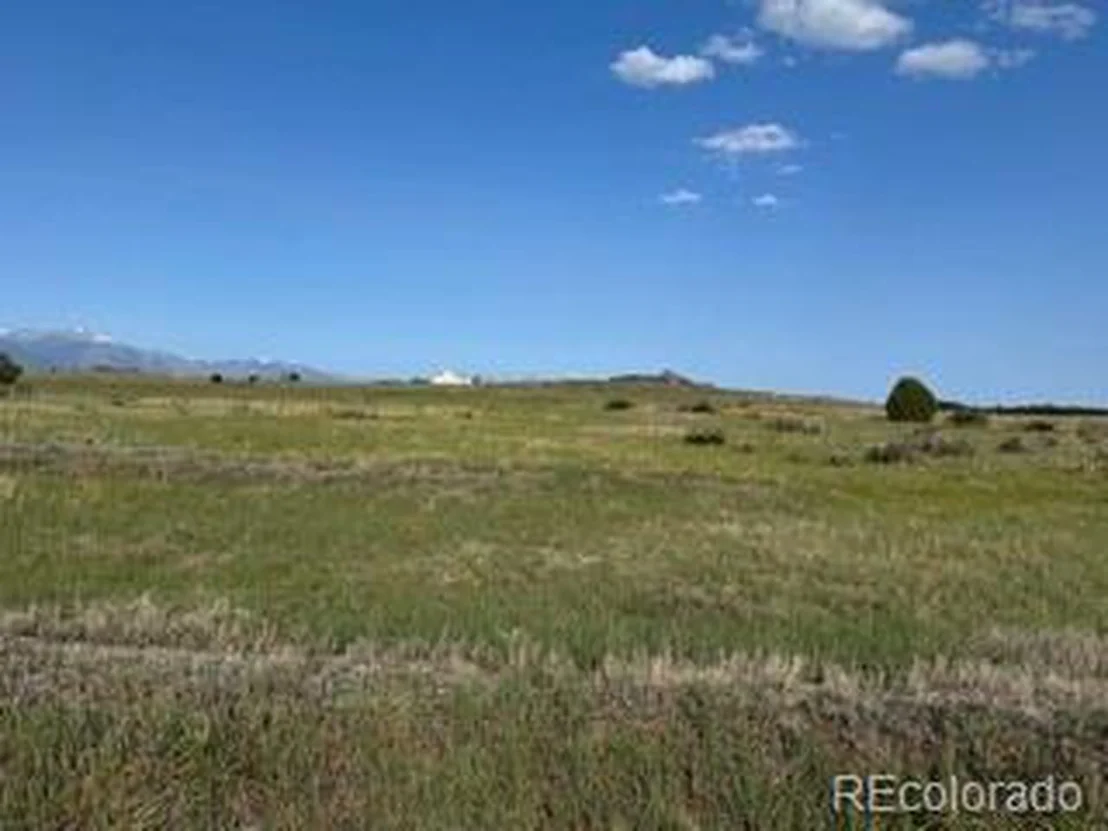 Photo of 464 Burroback Ct