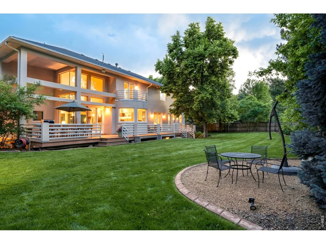 Photo of 2541 Tamarack Ave