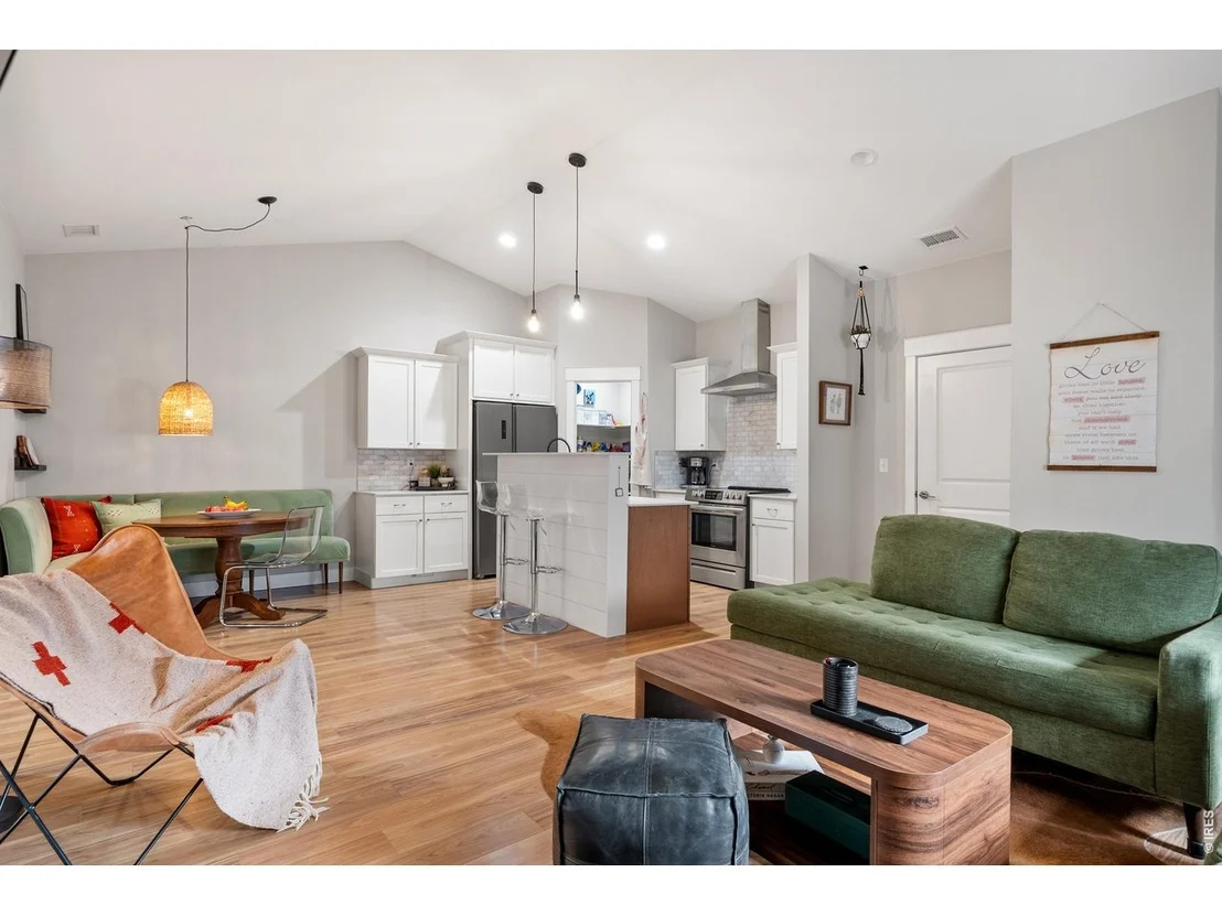 Photo of 1105 Coyote Ln