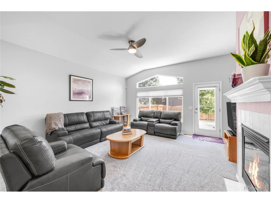 Photo of 374 Tumbleweed Dr