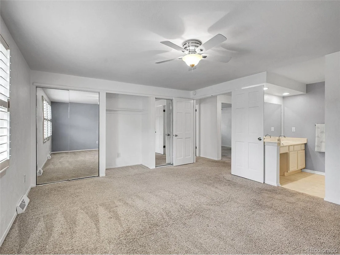 Photo of 4046 S Reading Way