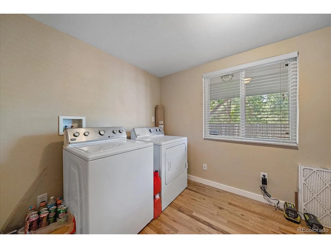 Photo of 6377 Otis St