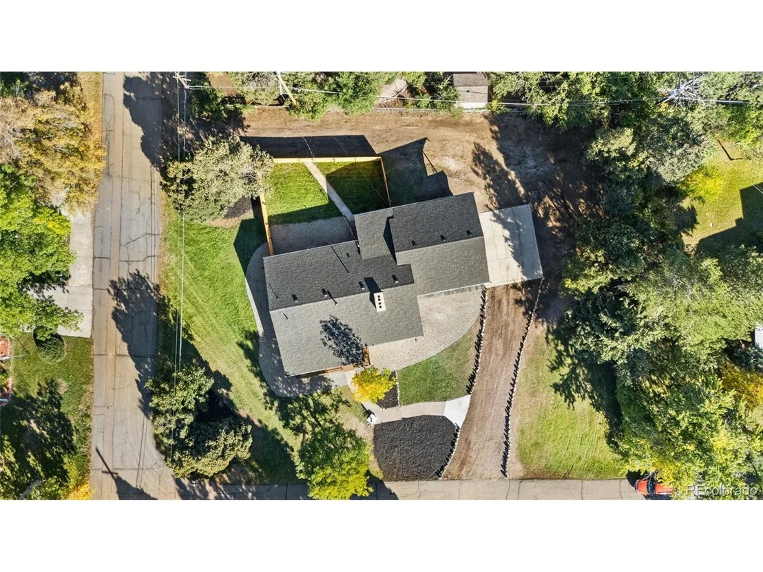 Photo of 7350 Field St