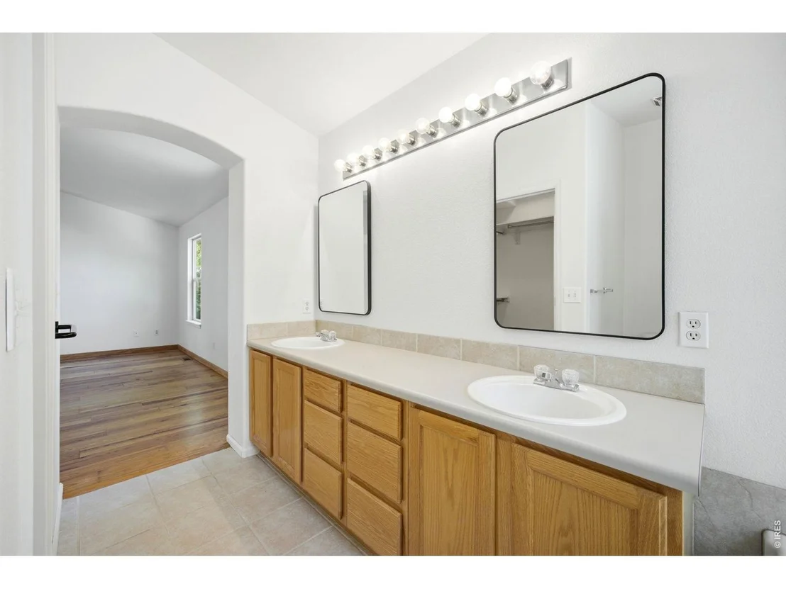 Photo of 726 Nelson Park Dr