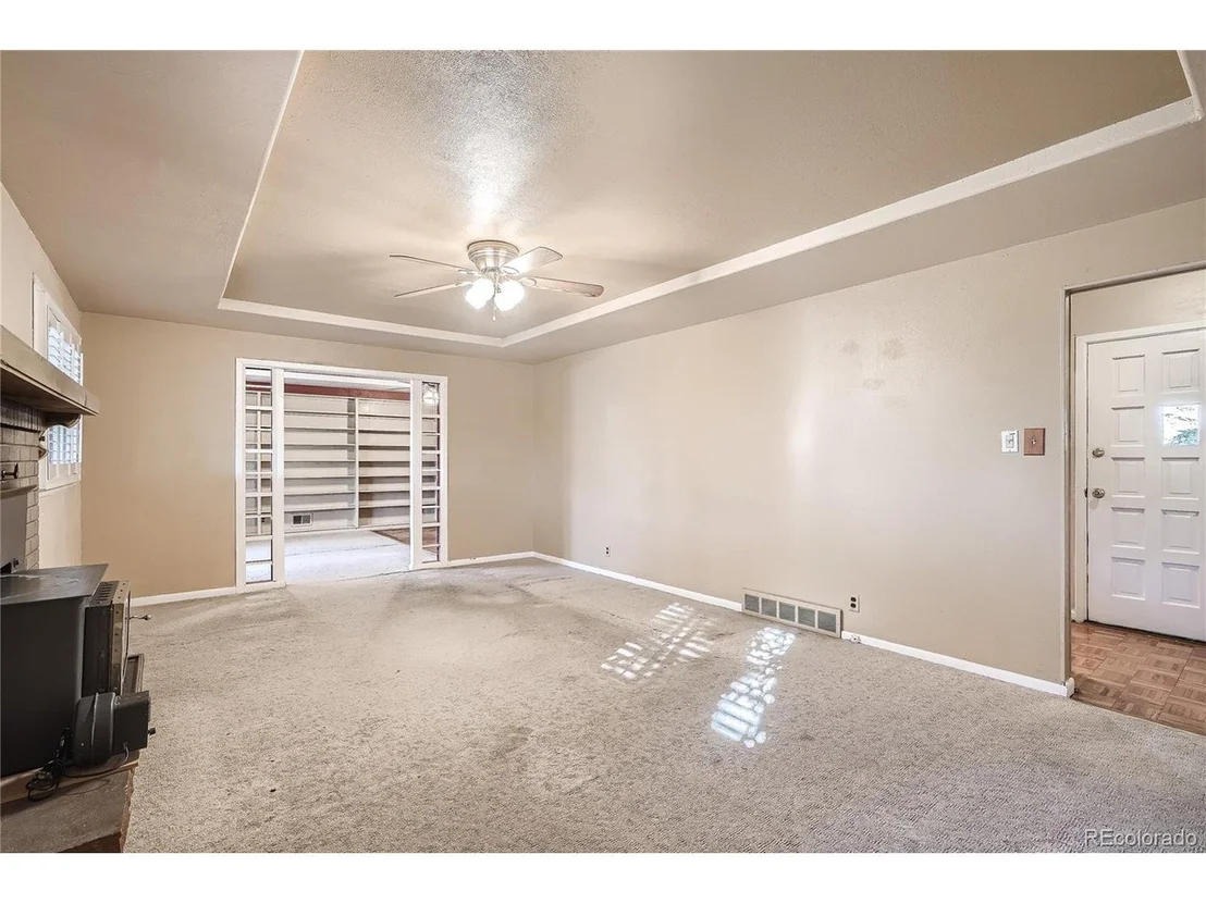 Photo of 342 Brigitte Dr
