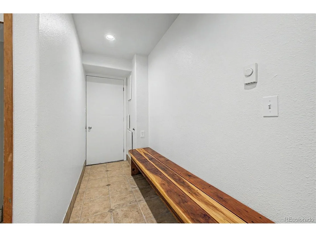 Photo of 821 Ferret Ln
