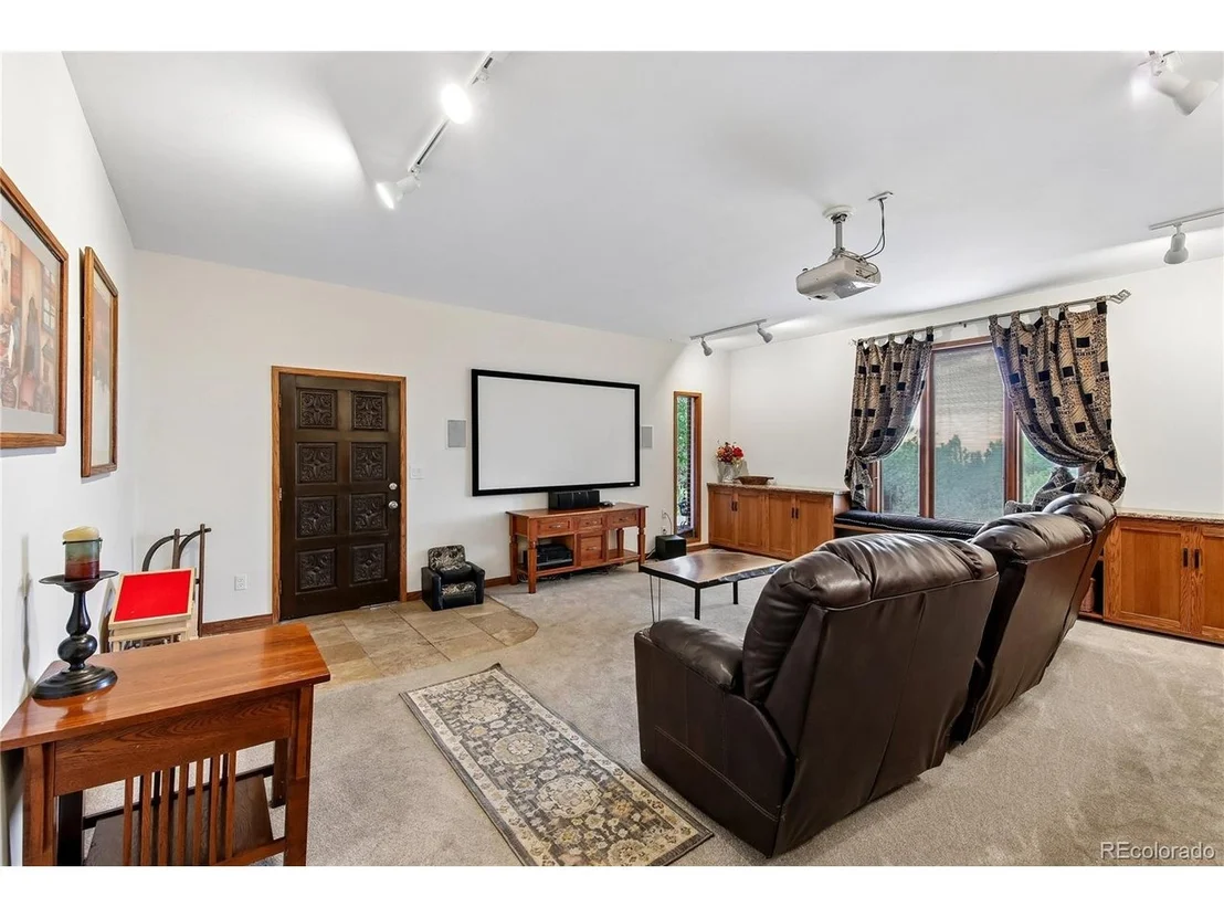 Photo of 239 Dekker Dr