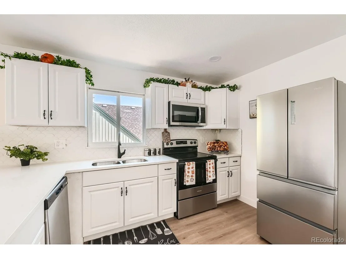 Photo of 486 Leona Dr