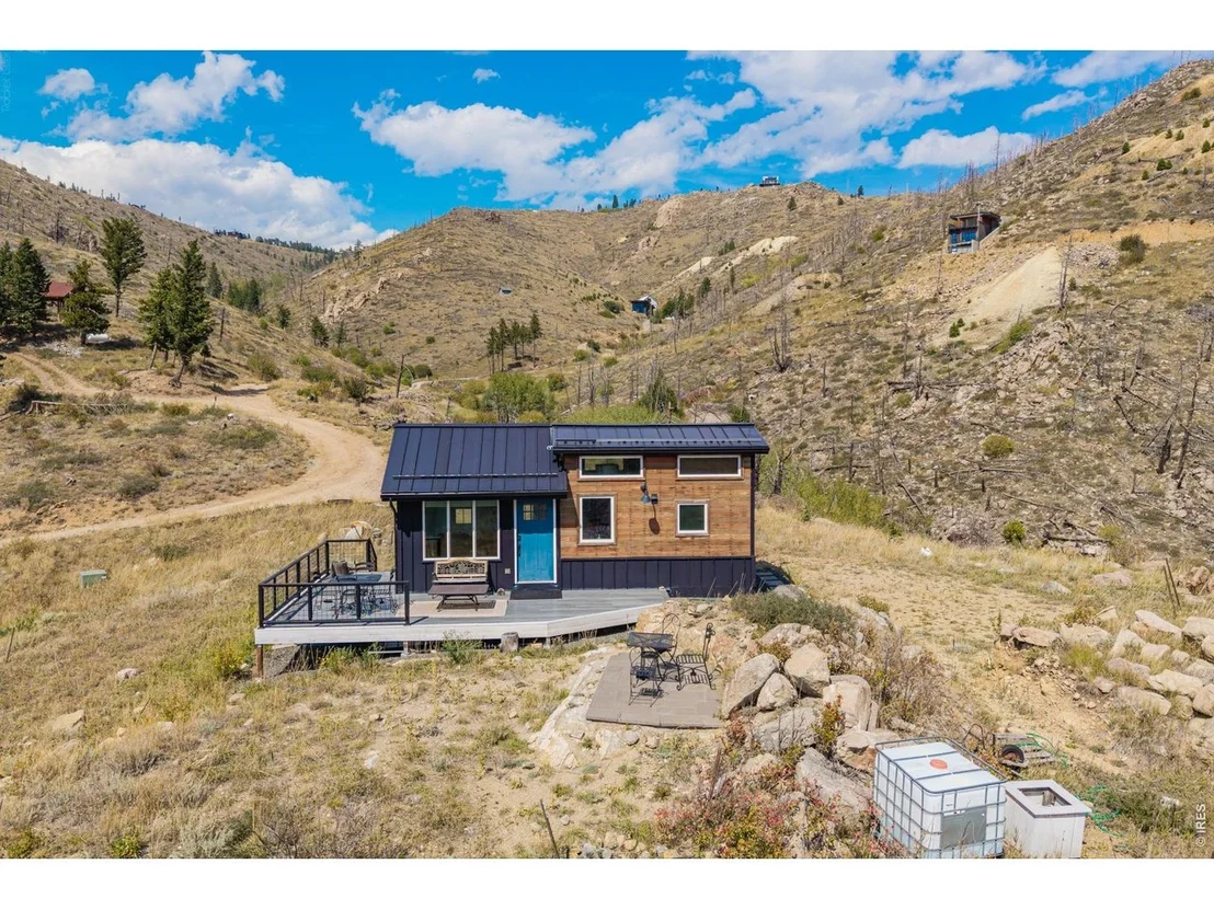 Photo of 560 Emerson Gulch Rd