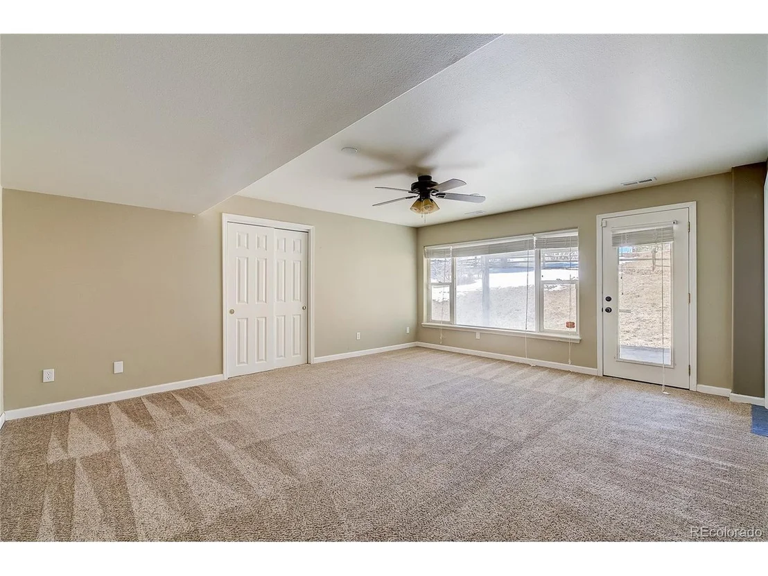 Photo of 1670 Ridgeview Cir