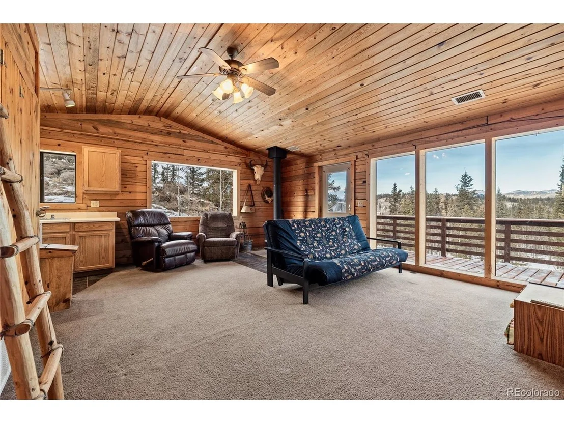 Photo of 225 Deadwood Dr