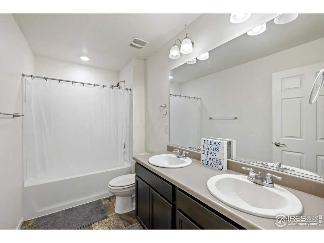 Photo of 147 Hidden Lake Dr