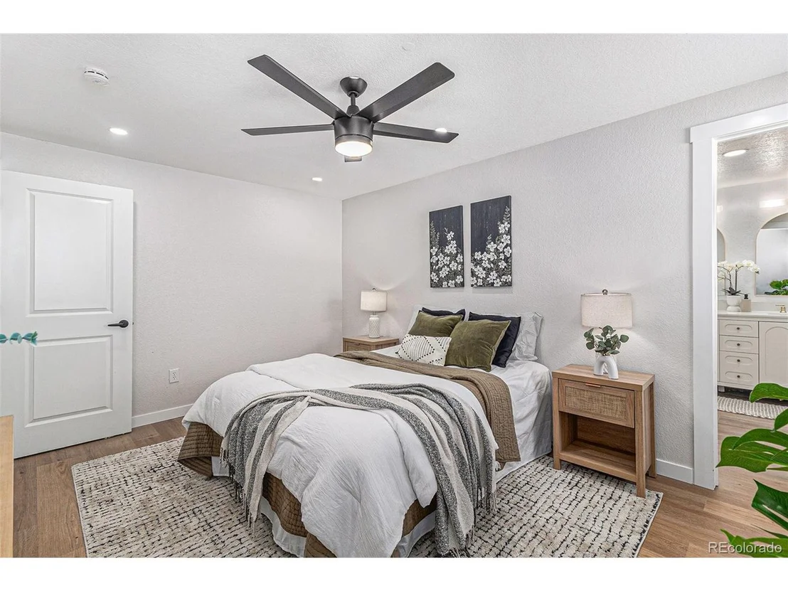 Photo of 6711 Field St