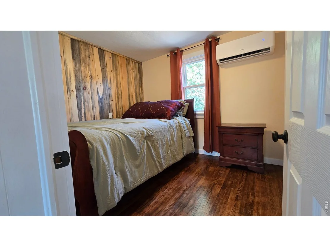 Photo of 322 N 7th Ave
