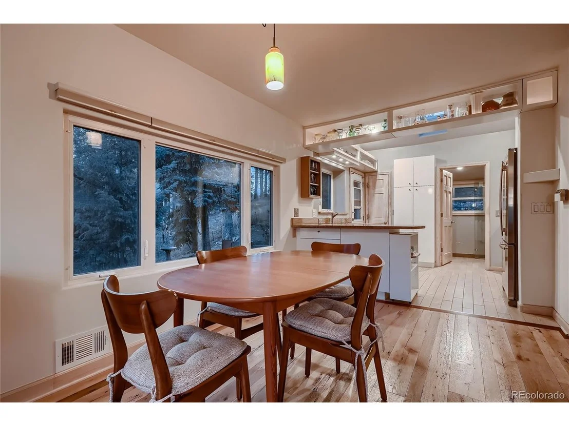 Photo of 5386 High Rd