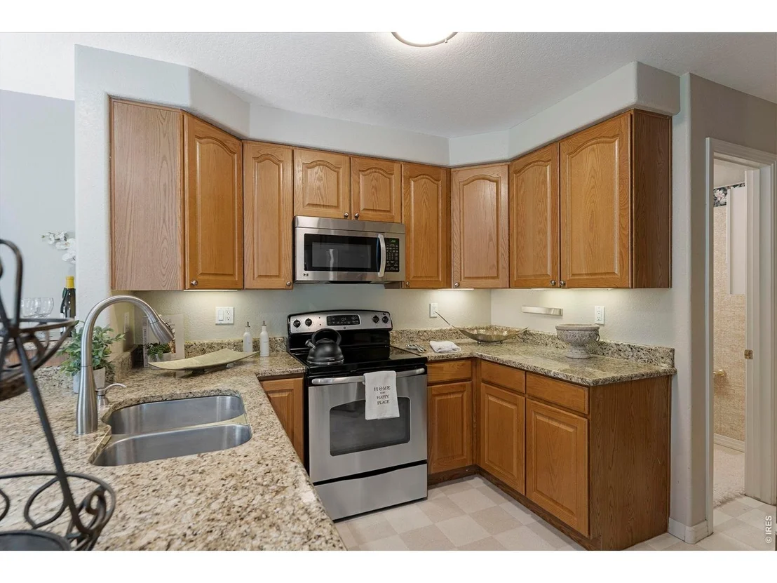 Photo of Unit 4 at 907 Hover Ridge Cir