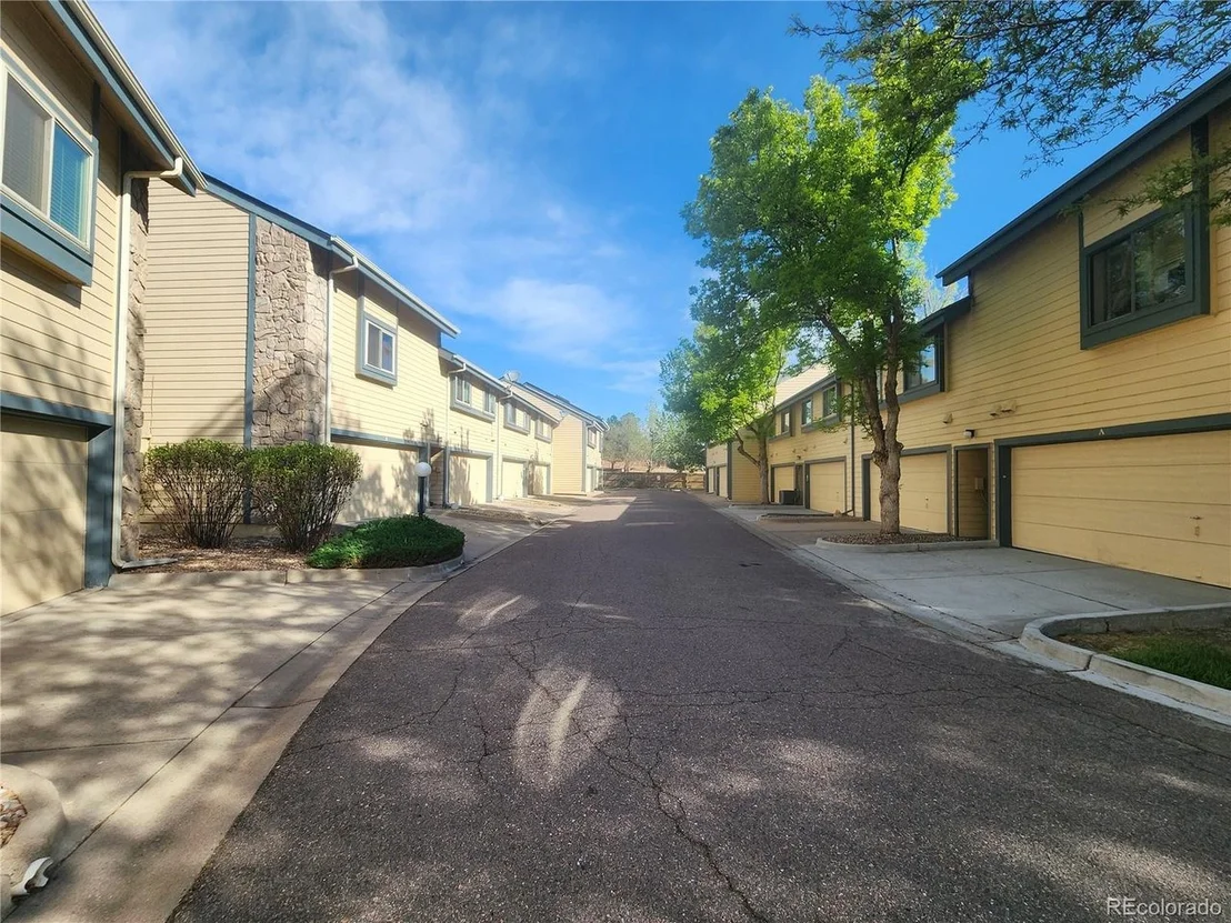 Photo of Unit C at 8790 Allison Dr