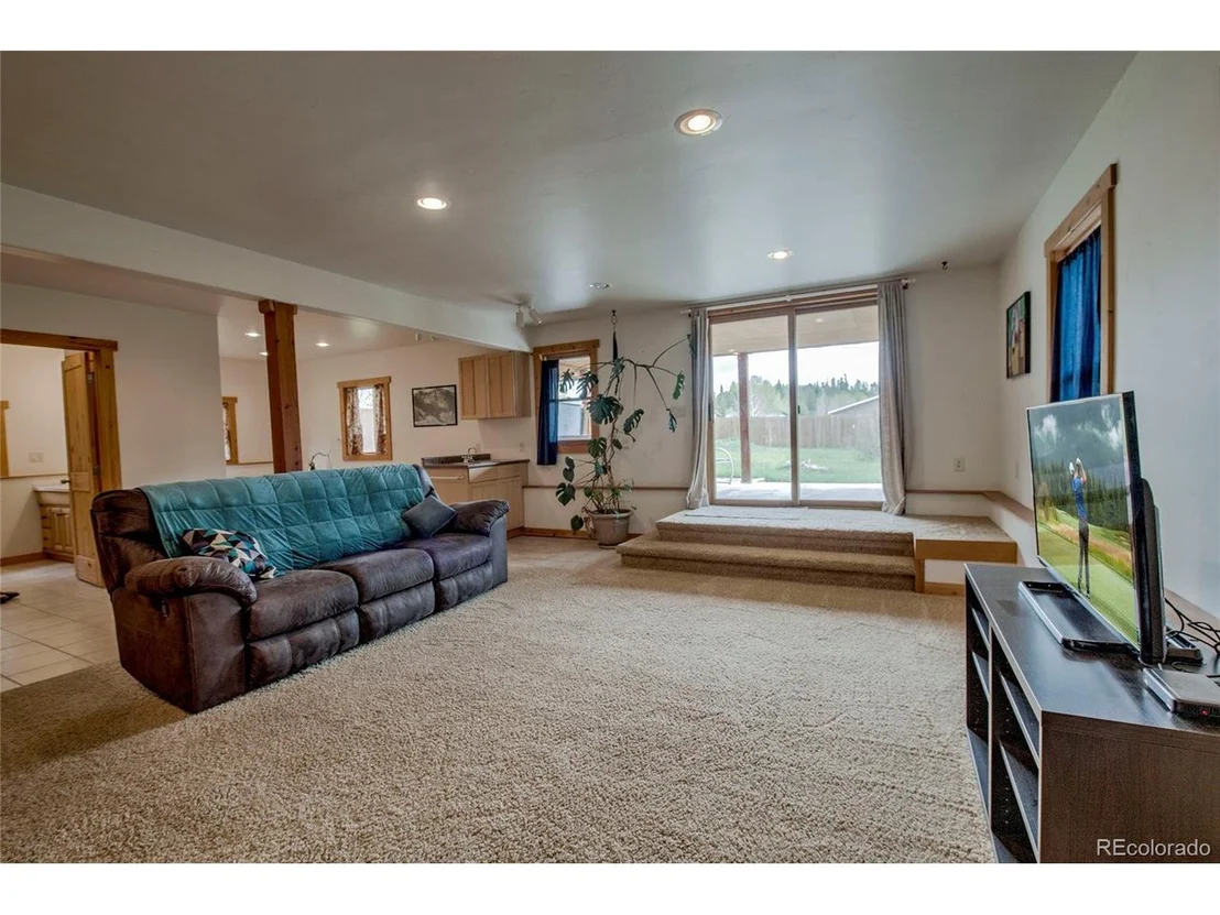 Photo of 196 Vail Cir