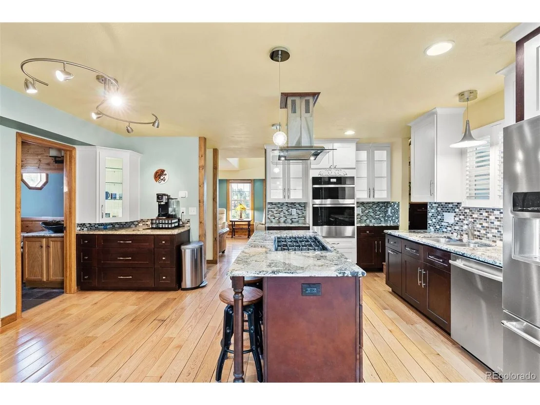 Photo of 576 Bluebird Ln