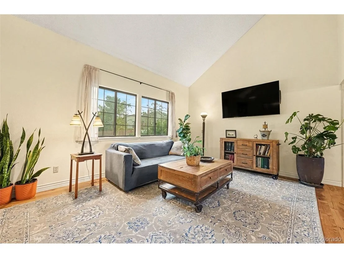 Photo of 454 Old Stone Dr