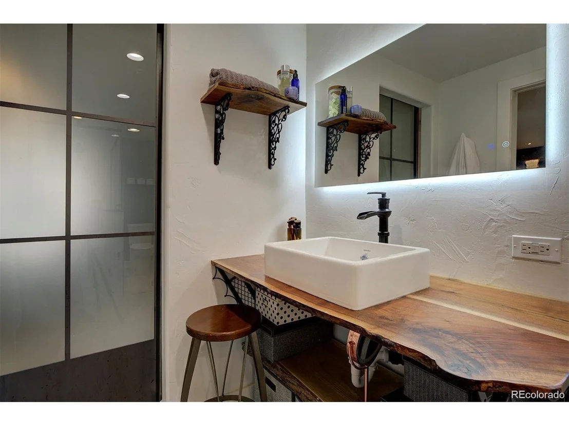 Photo of 12042 Alvin Pl