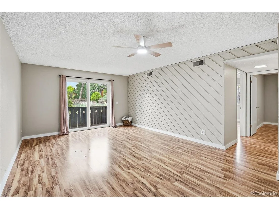 Photo of Unit KK22 at 3250 Oneal Cir
