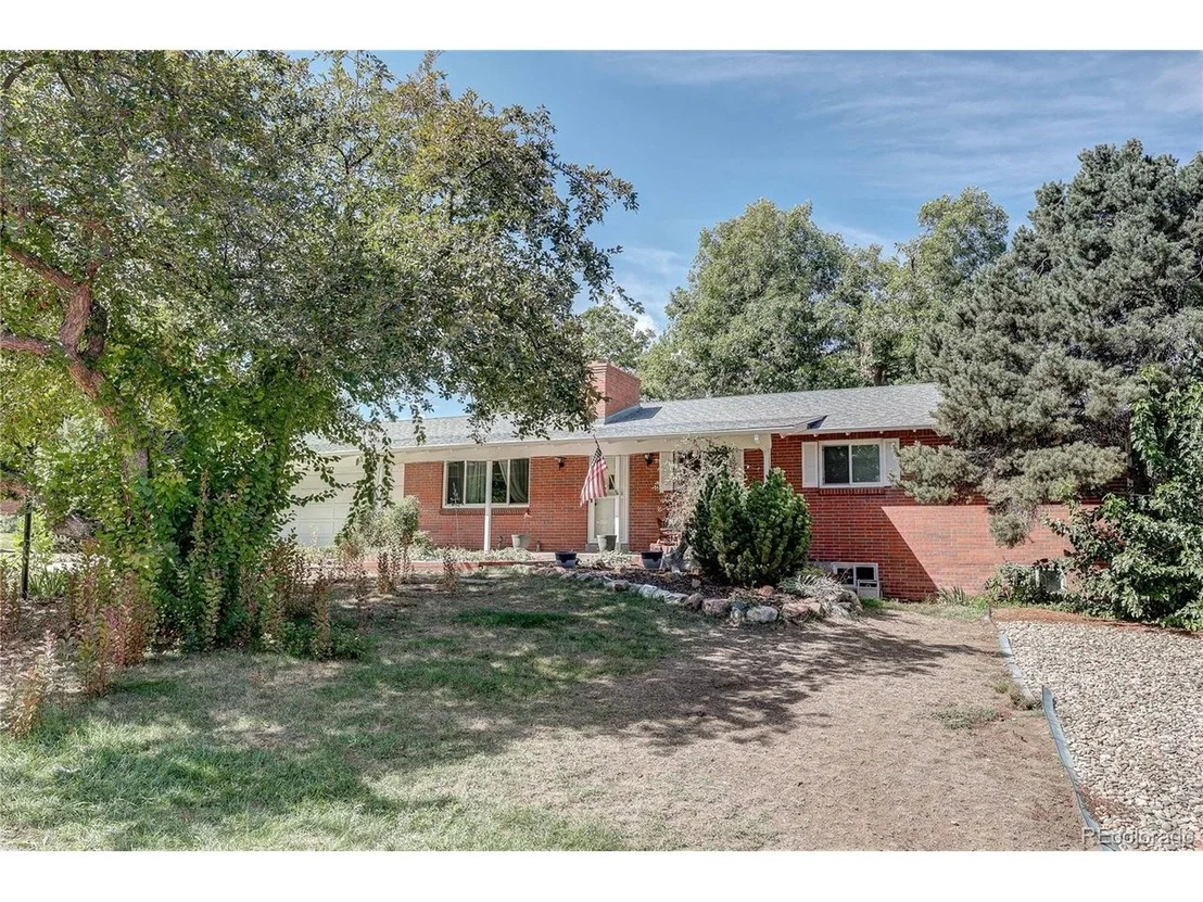 Photo of 3005 Flora Ln