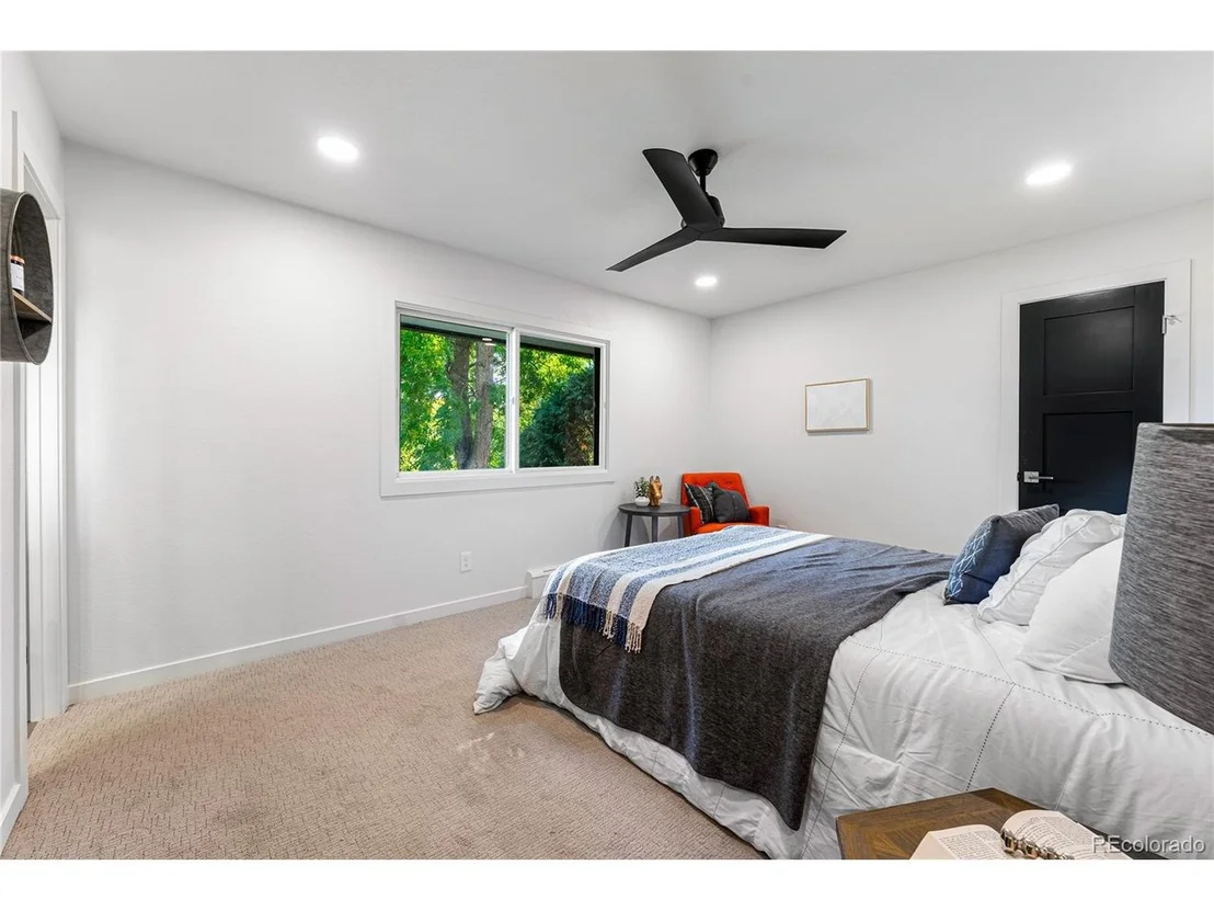 Photo of 1401 Hillside Dr