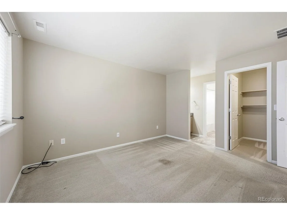 Photo of 42007 Westchester Cir