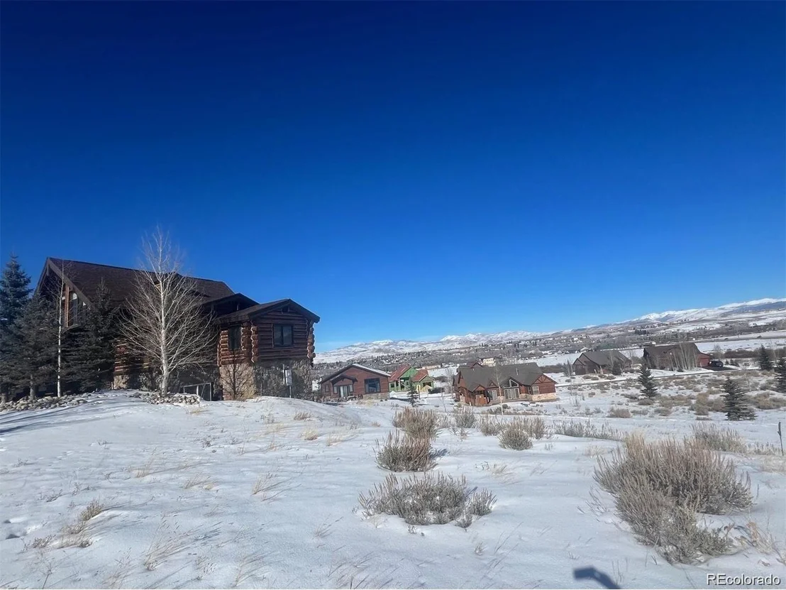 Photo of 893 Saddle Ridge Cir