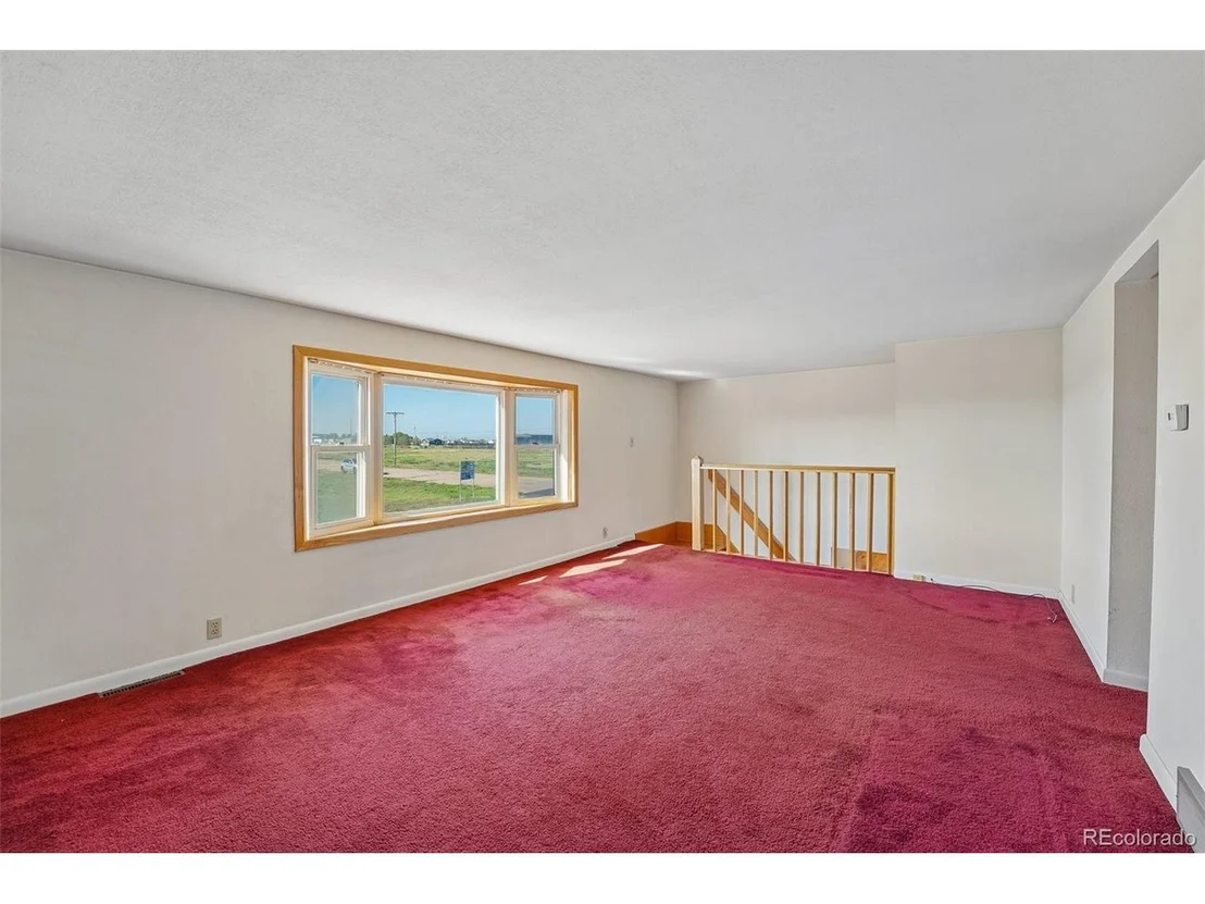 Photo of 101 2nd St