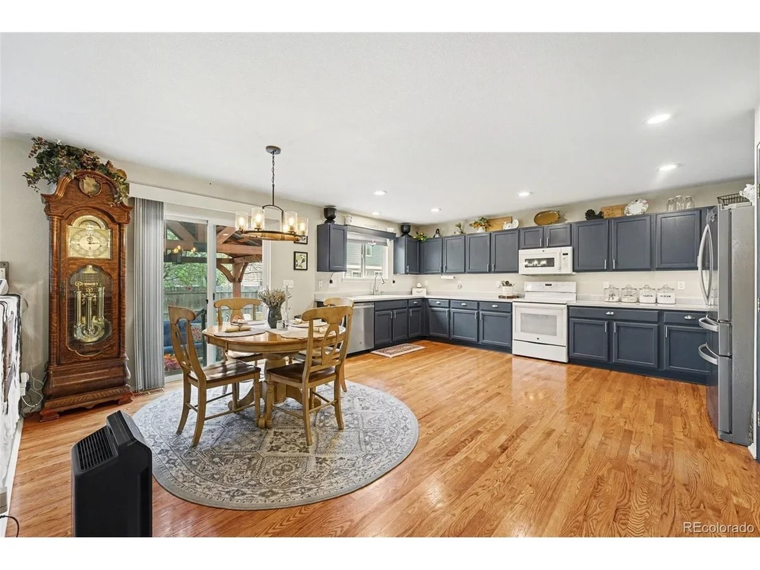 Photo of 4768 Spinning Wheel Dr