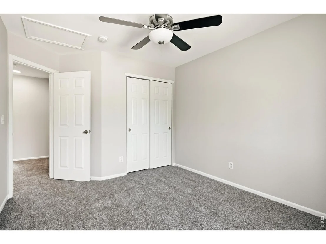Photo of 478 Eaton Cir