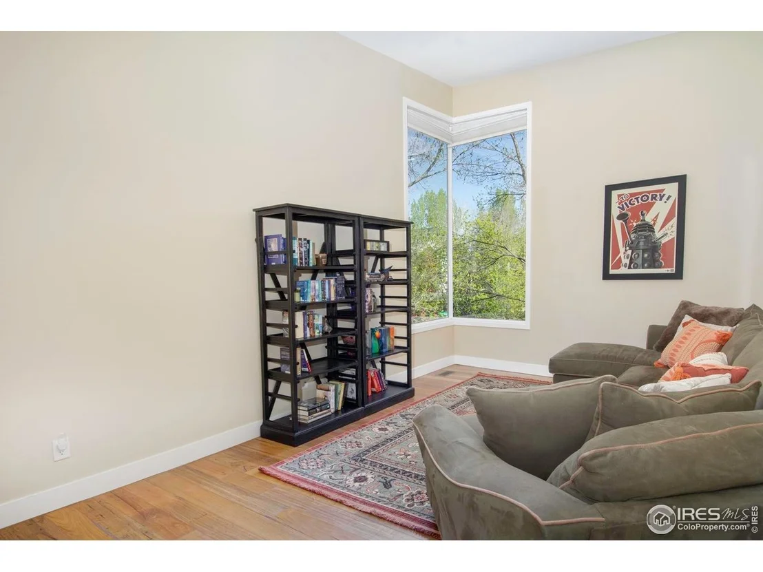 Photo of 1025 Neon Forest Cir