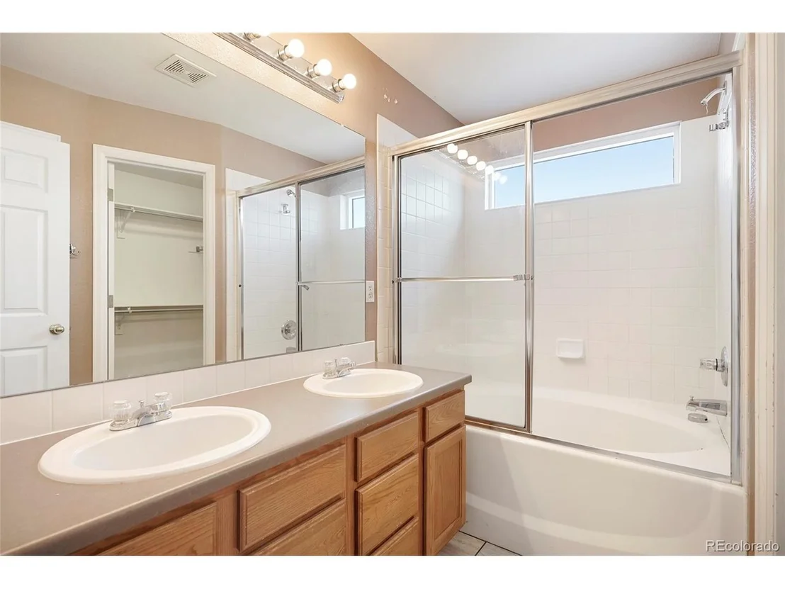 Photo of 485 Frontier Ln