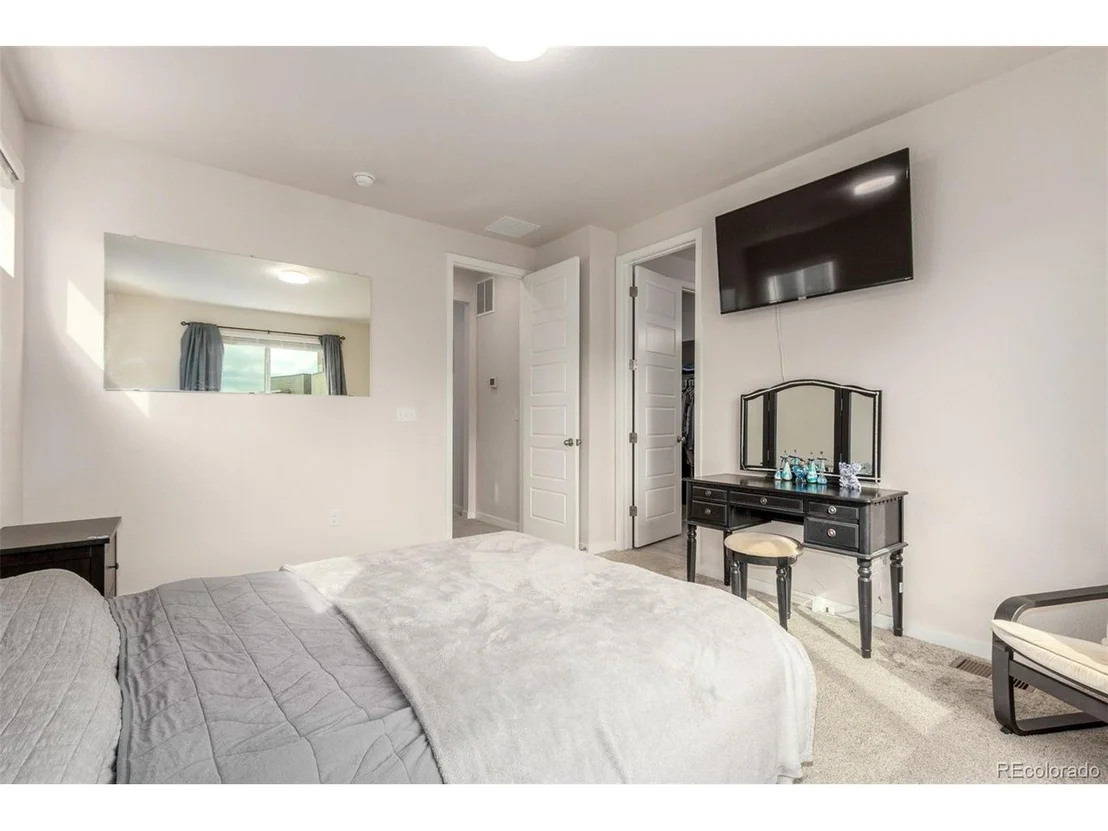Photo of 2641 Channel Dr
