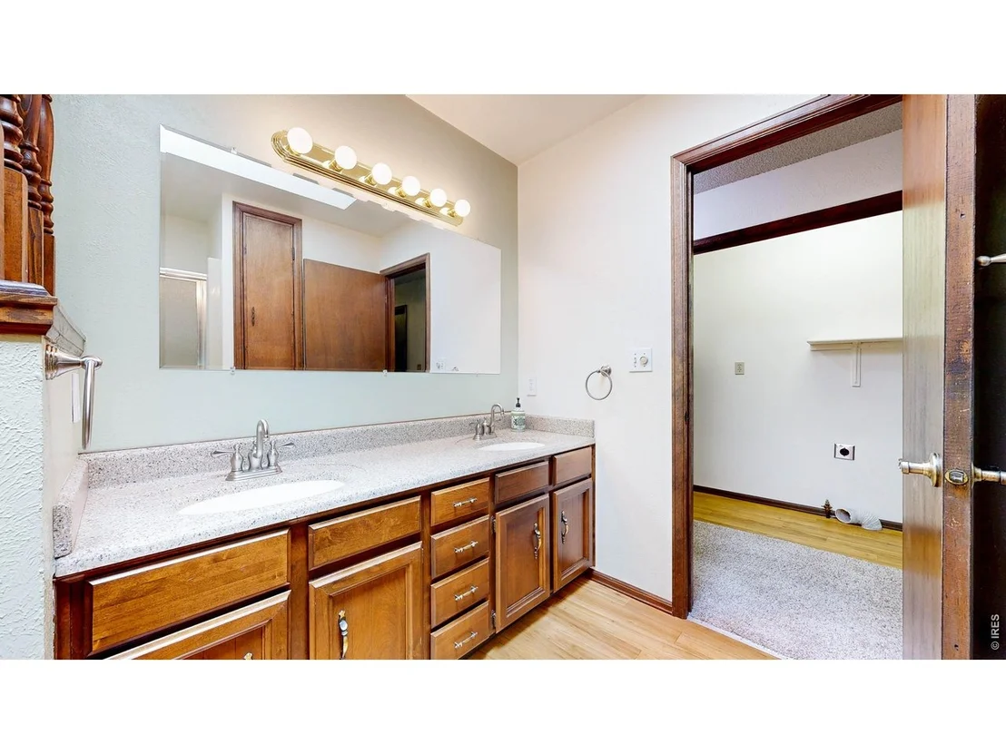 Photo of 2800 Pheasant Run