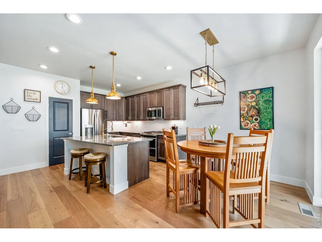 Photo of 563 Country Rd