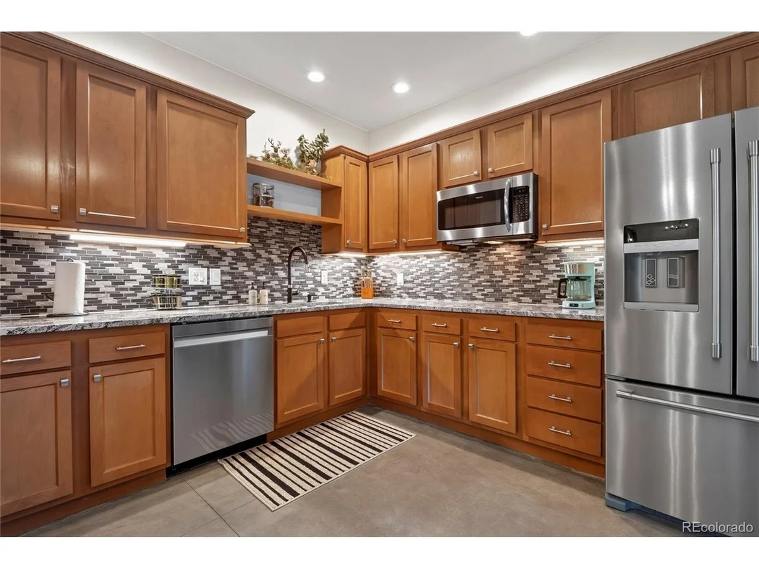 Photo of 71 Balsam Dr