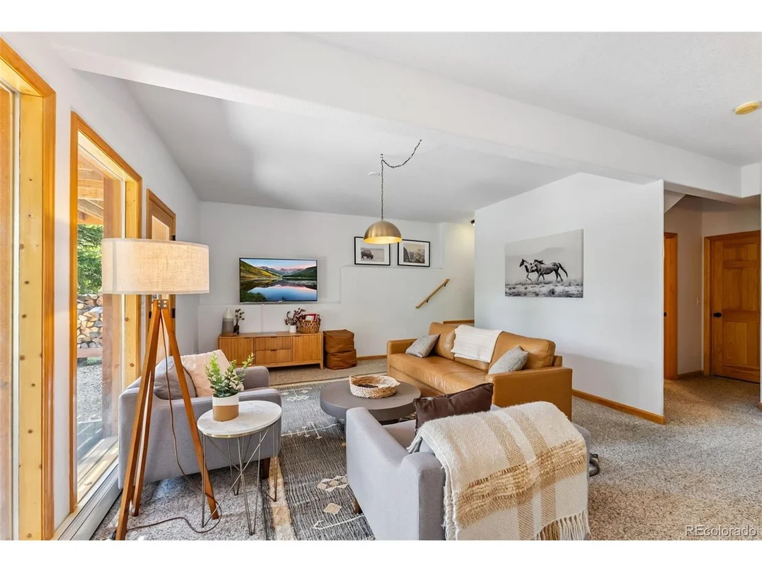 Photo of 1375 Roberts Rd