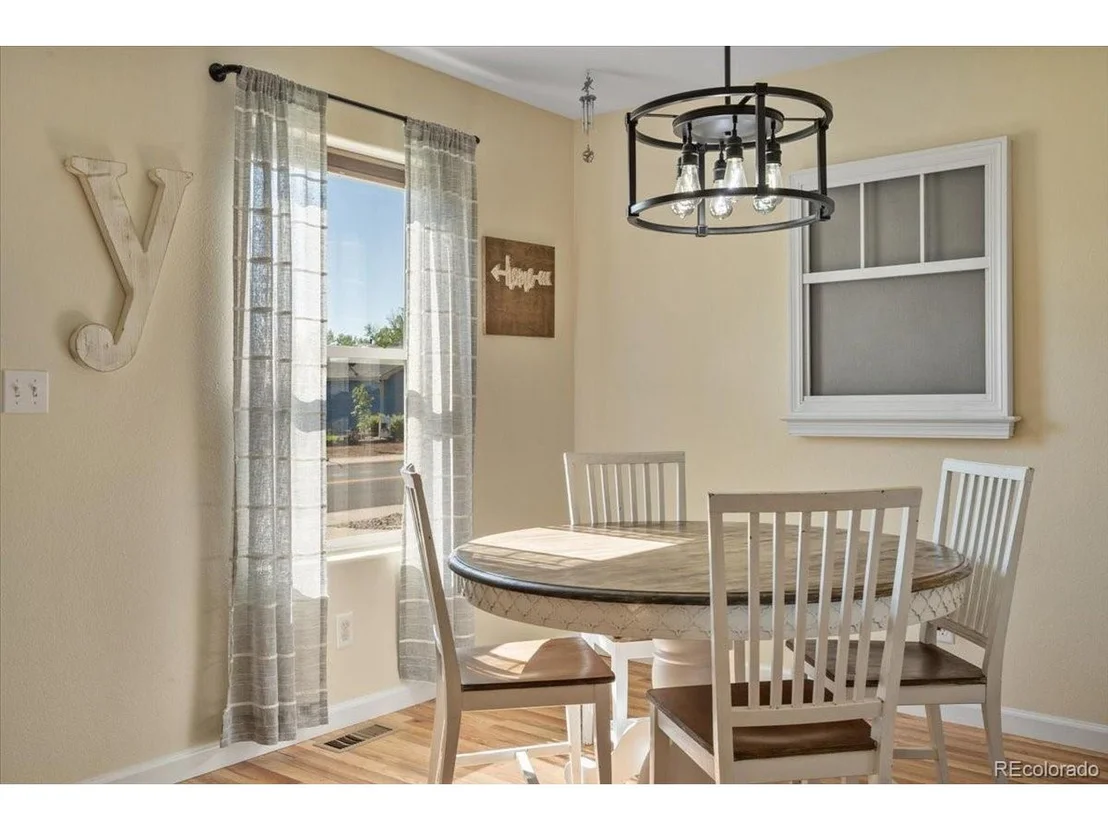 Photo of 3705 Riverside Pkwy