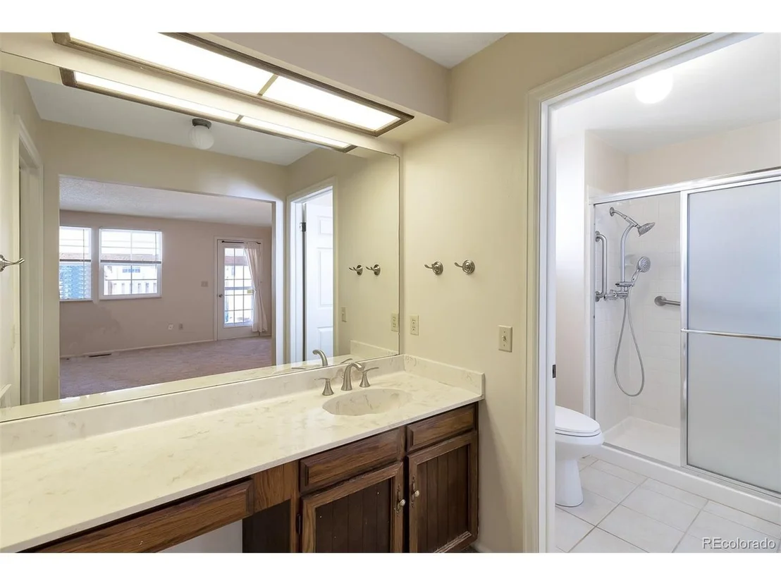 Photo of 8285 Iris Ct