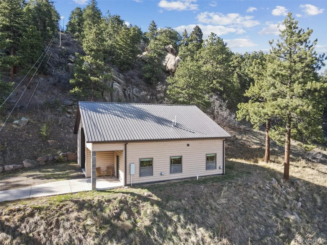 Photo of 7555 Rossman Gulch Rd