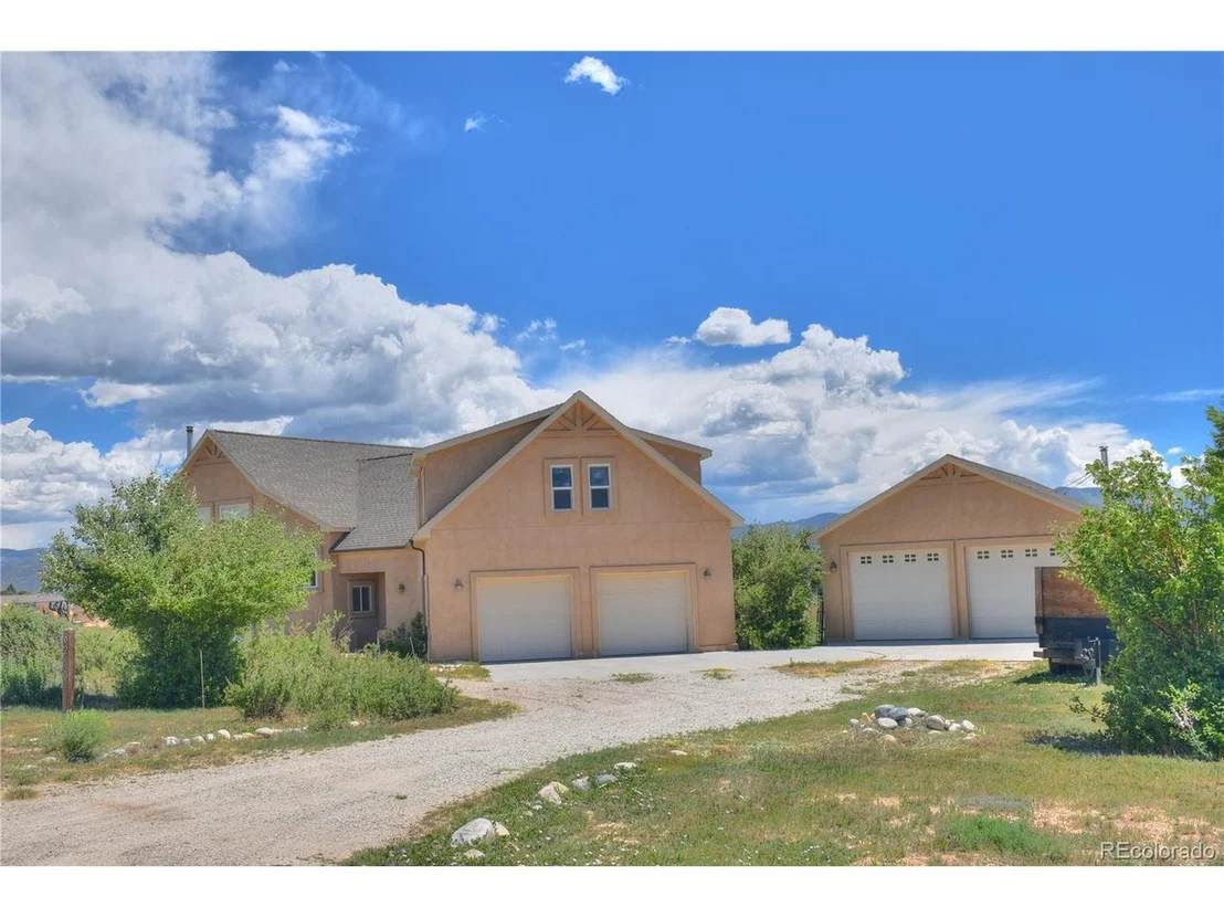 Photo of 8250 Windmill Ln