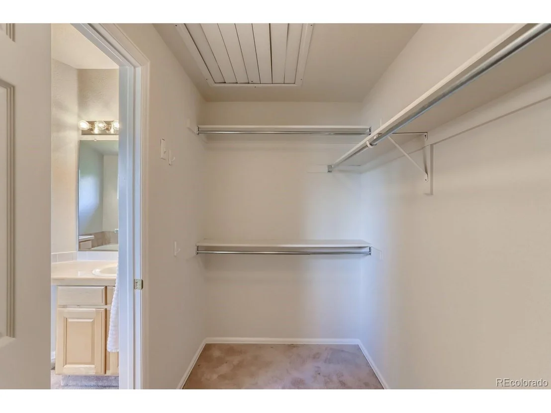 Photo of 738 Sandpoint Dr